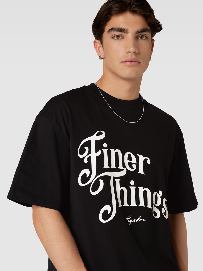 Oversized T-Shirt mit Label-Print in schwarz