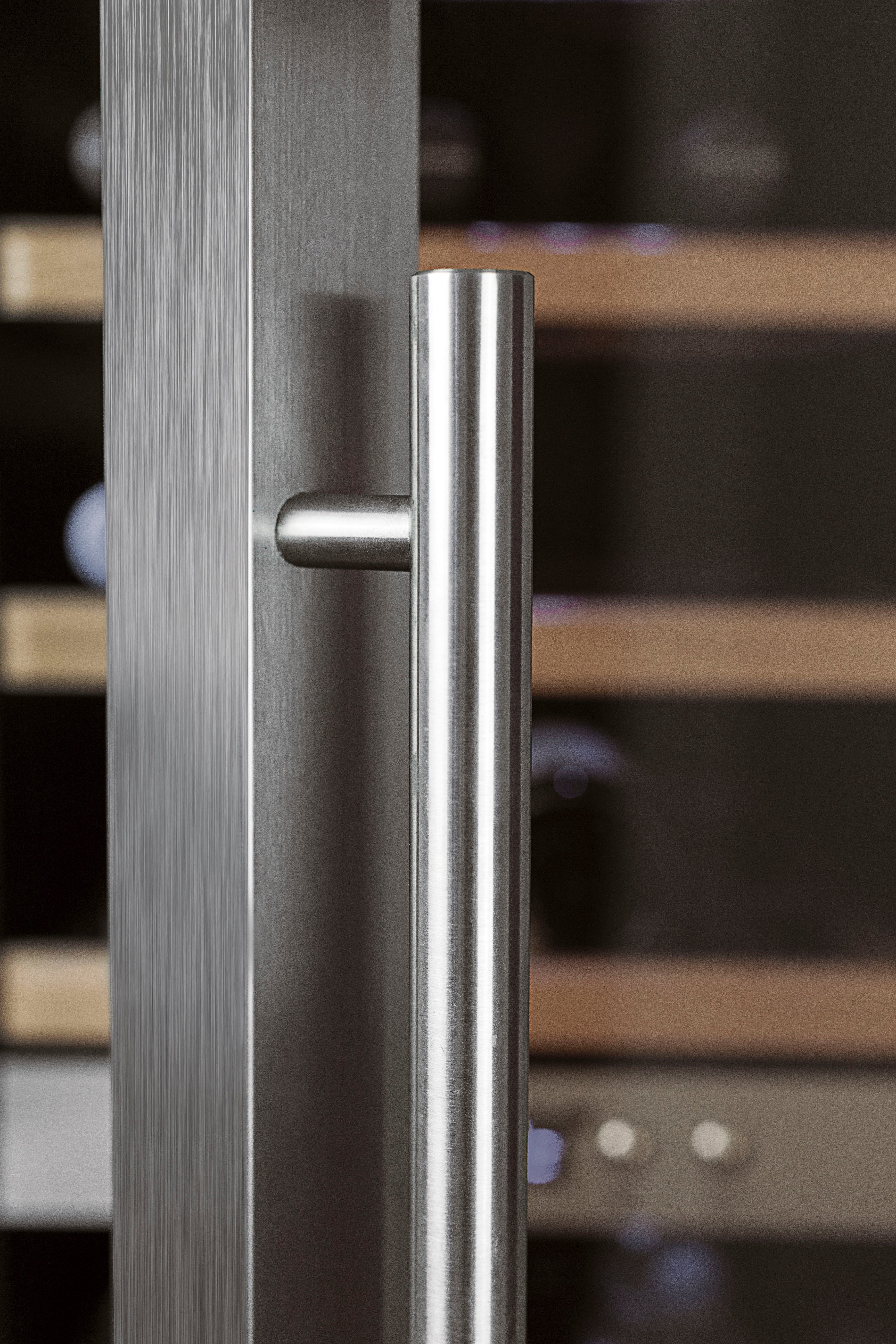 Caso Weinkühlschrank Caso WineComfort 126, für 126 Standardflaschen á 0,75l