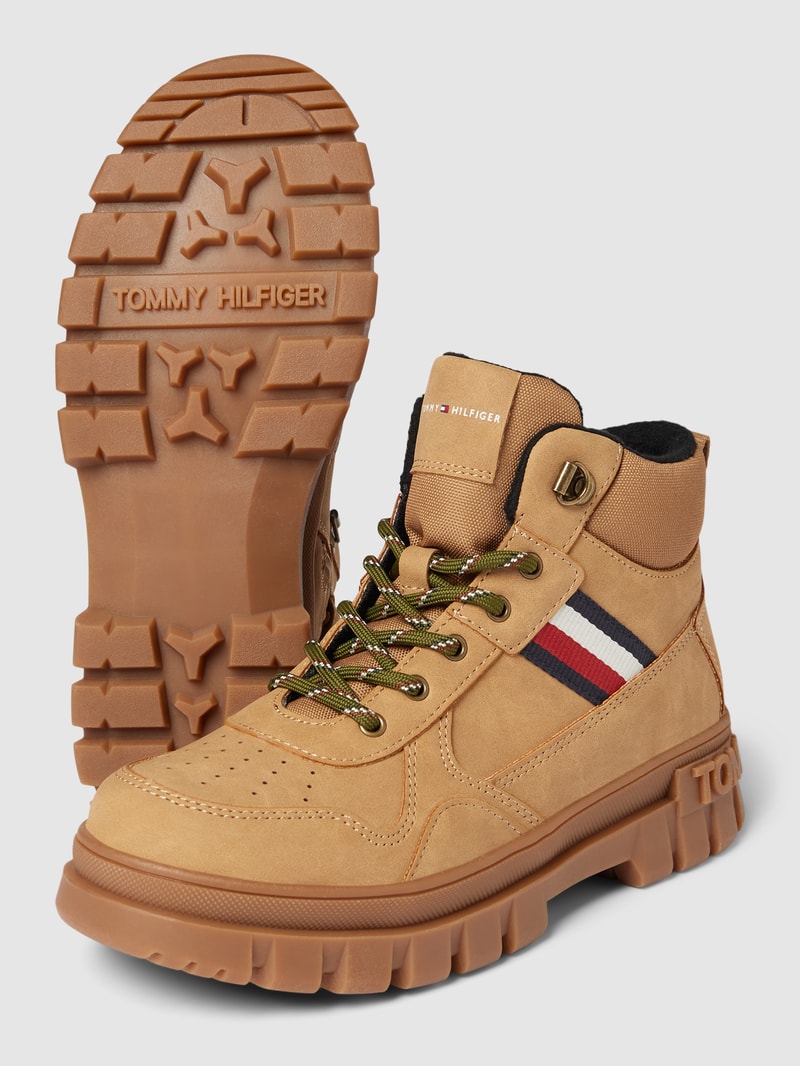 Boots mit Schnürverschluss Modell 'MICHIGAN' in camel