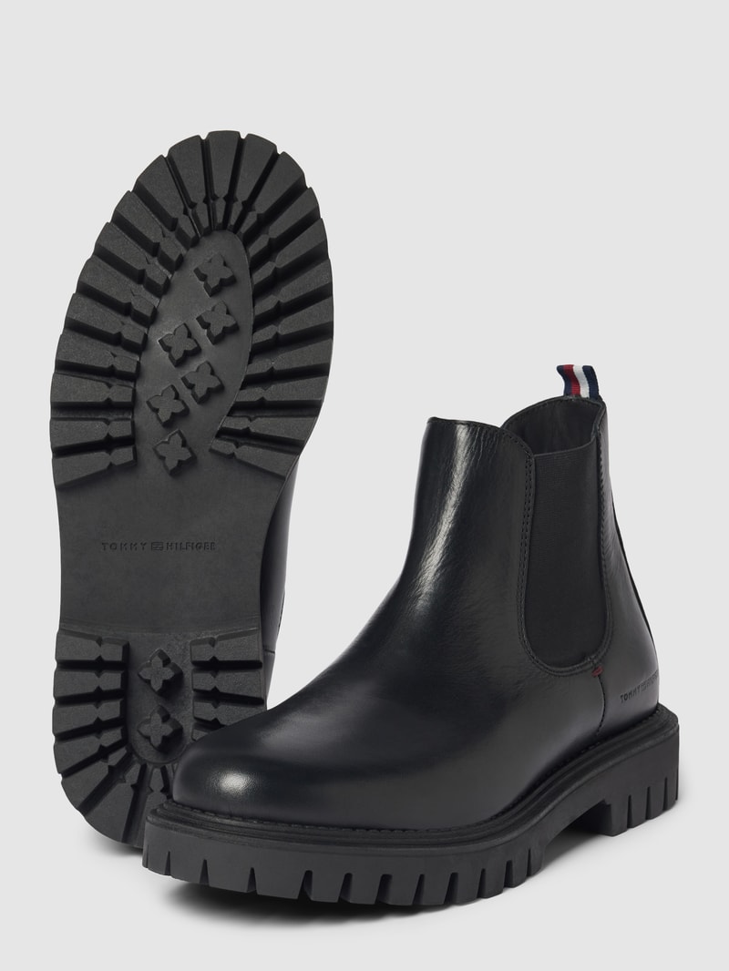 Chelsea Boots mit elastischen Einsätzen Modell 'PREMIUM' in schwarz