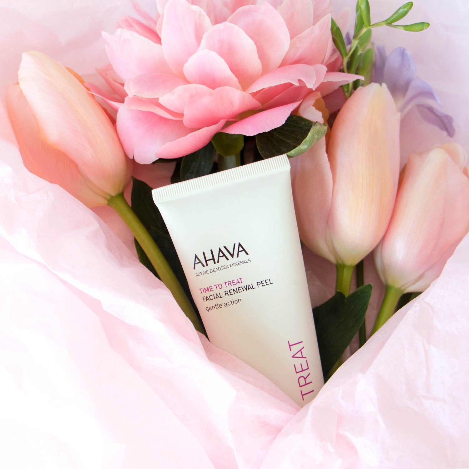 AHAVA Obnovujúci peeling na tvár s jemným účinkom