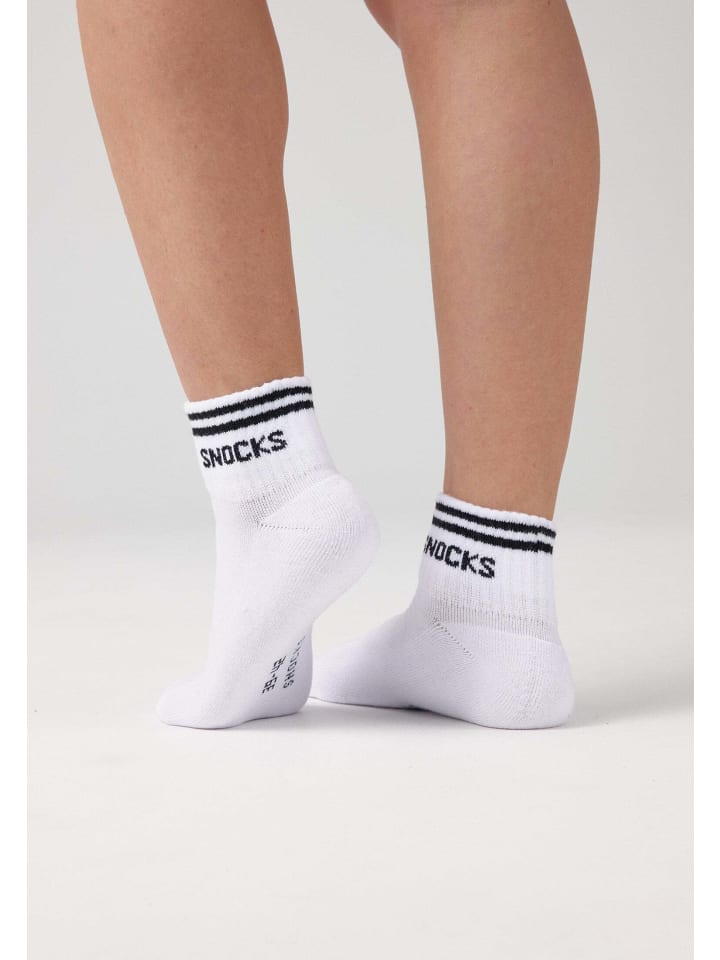 SNOCKS Retro Sneaker Socken aus Bio-Baumwolle 4 Paar in Schwarz-Weiß (Streifen) günstig kaufen 35-38