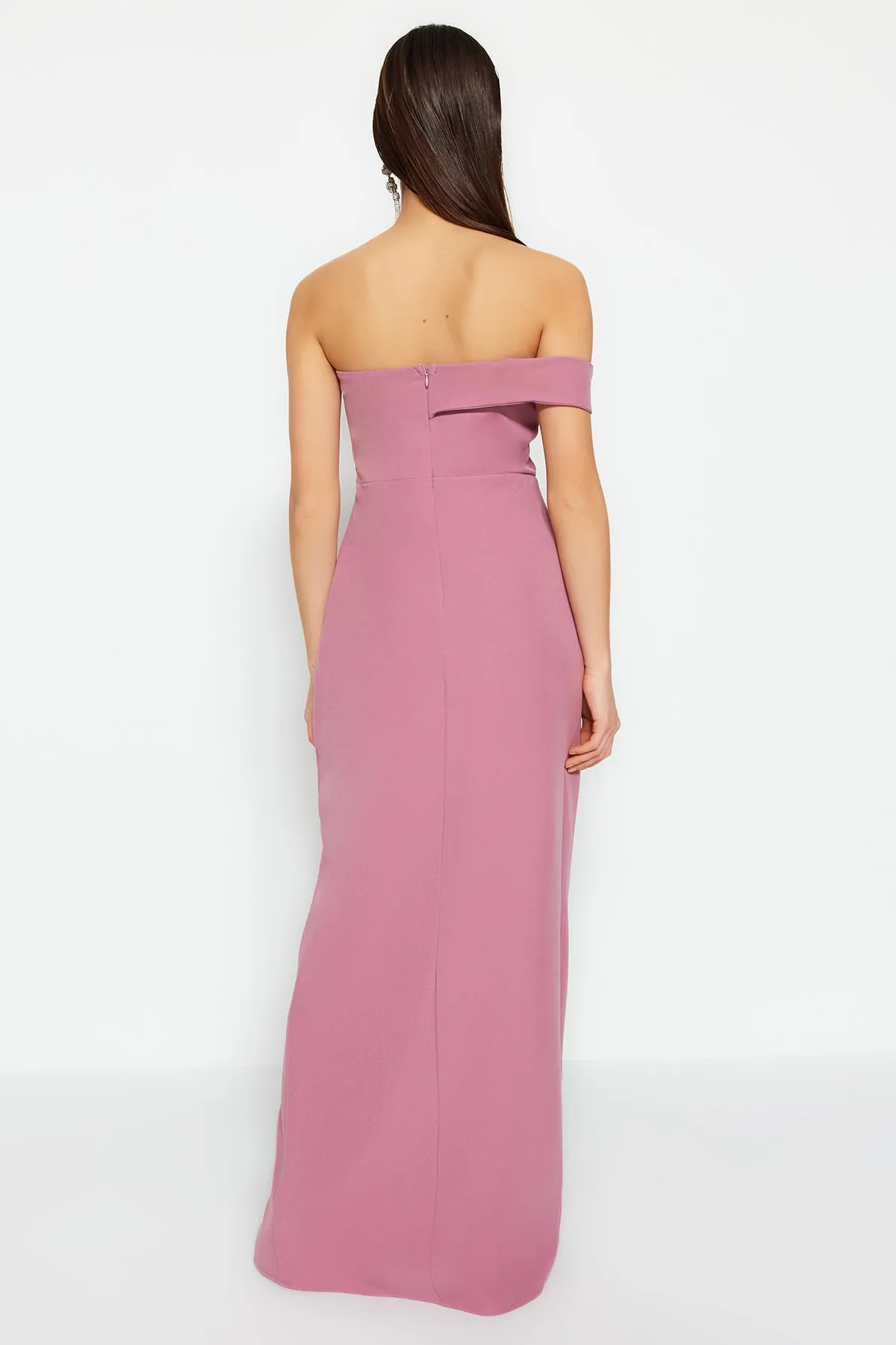Trendyol Collection  Langes Abendkleid mit gewebtem Futter und getrockneten Rosen TPRSS23AE00236