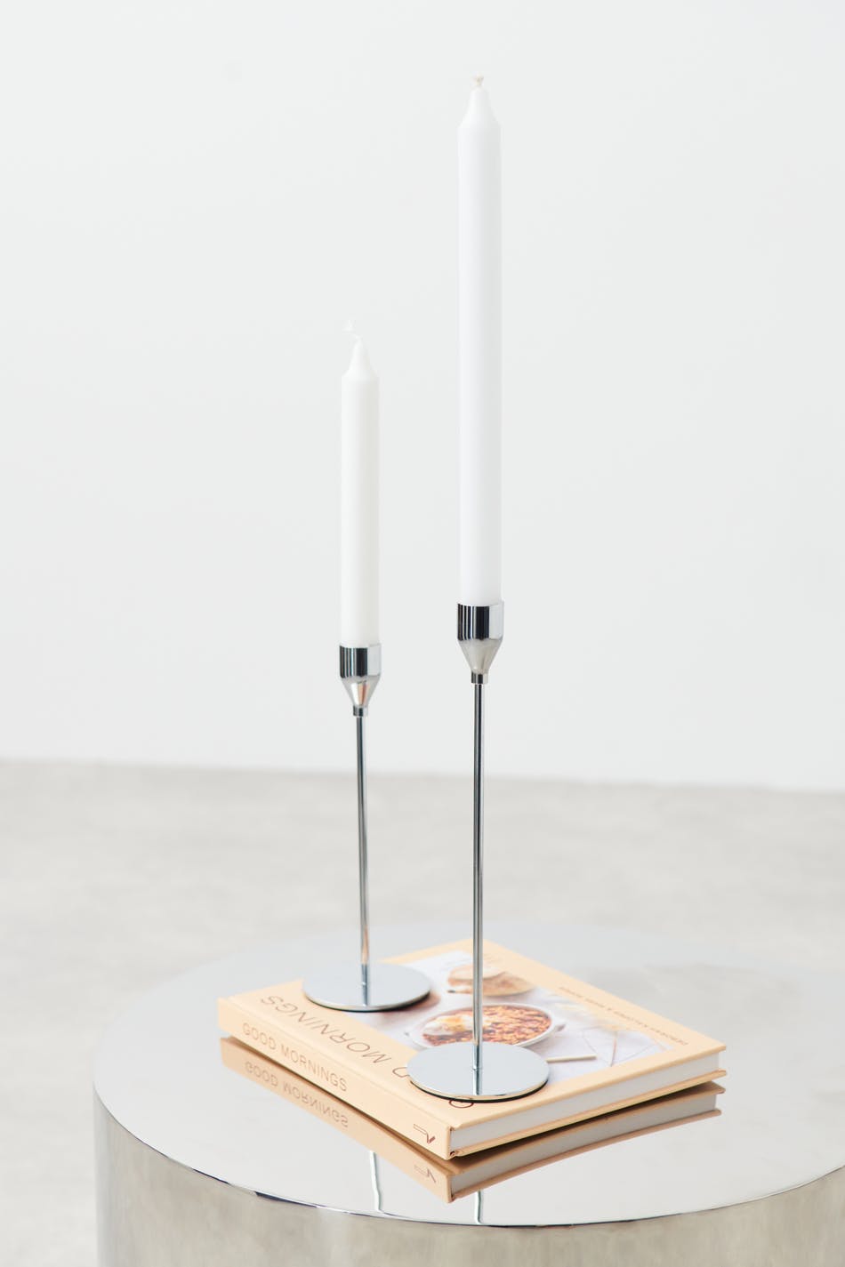 Metal candle holder m