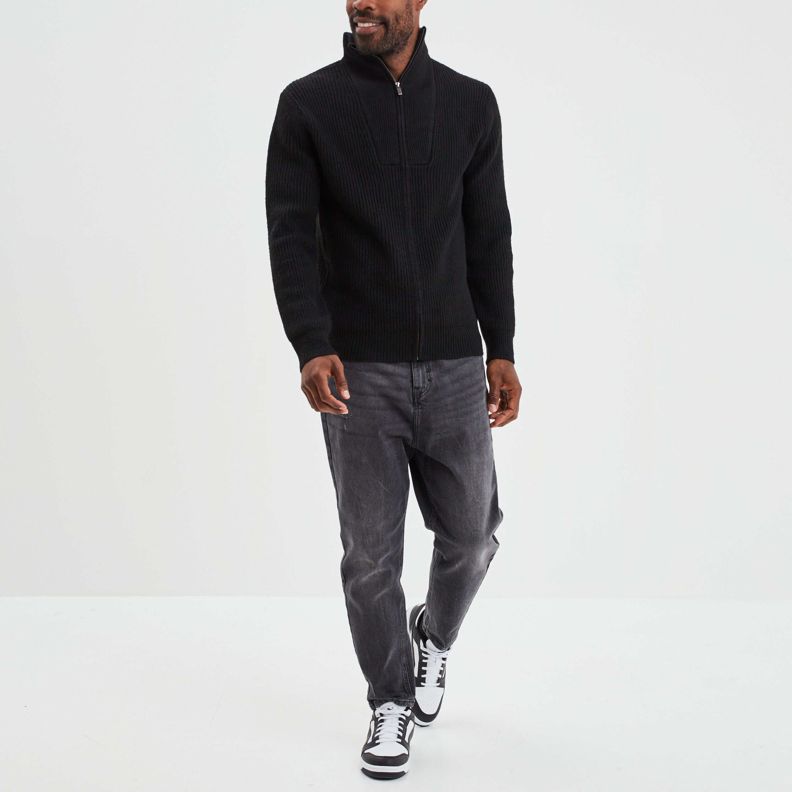 Pull col montant zippé côtelé noir homme | La Halle