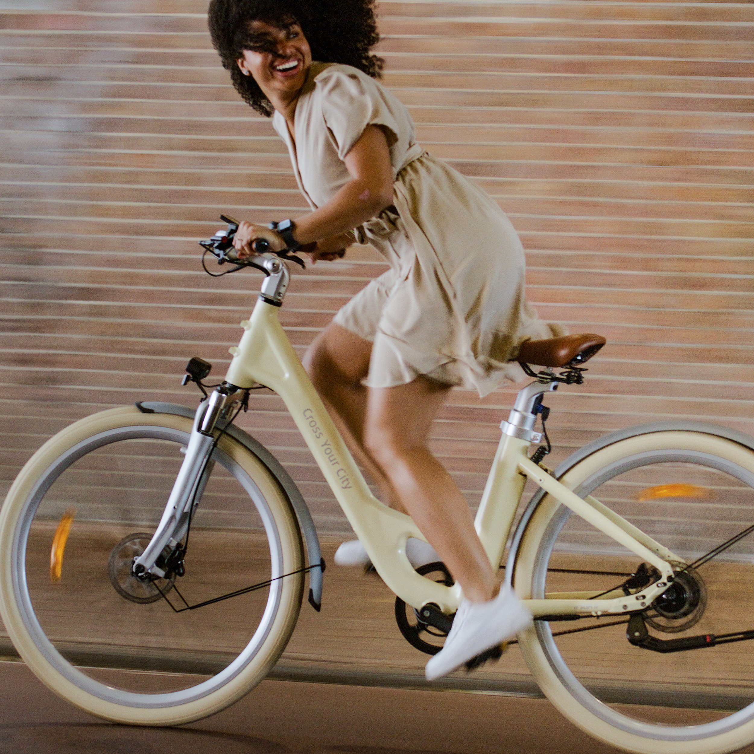 ADO E-Bike Air 28 Elektrofahrrad,Pedelec Riemenantrieb,28 zoll,Momenten-Sensor, 1 Gang, Heckmotor, 345,00 Wh Akku, ebike Damen/Herren,Gepäckträger,Lampe (Fingerprint-Schloss Helm)