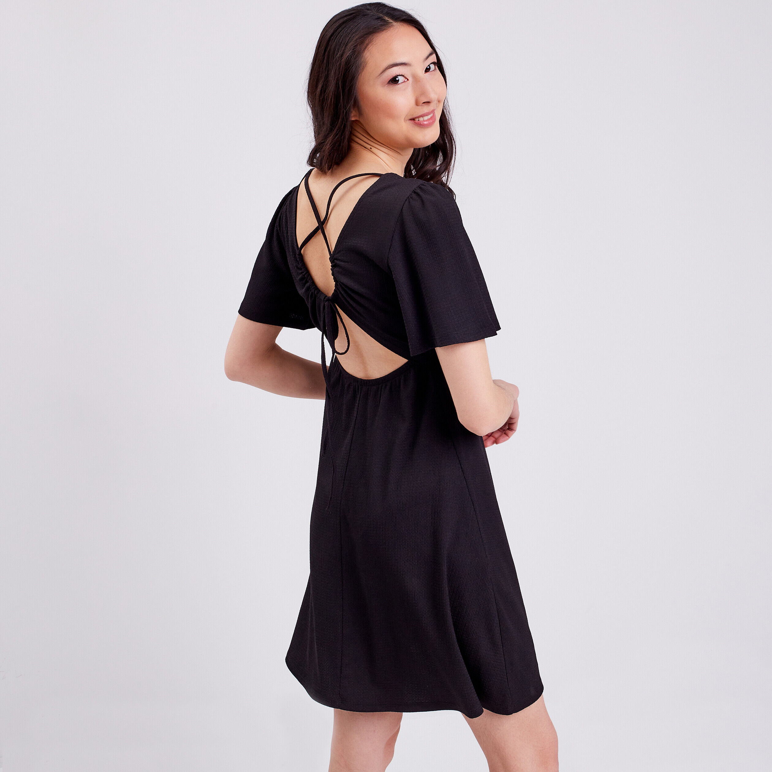 Robe patineuse dos laçage noir femme | Cache Cache