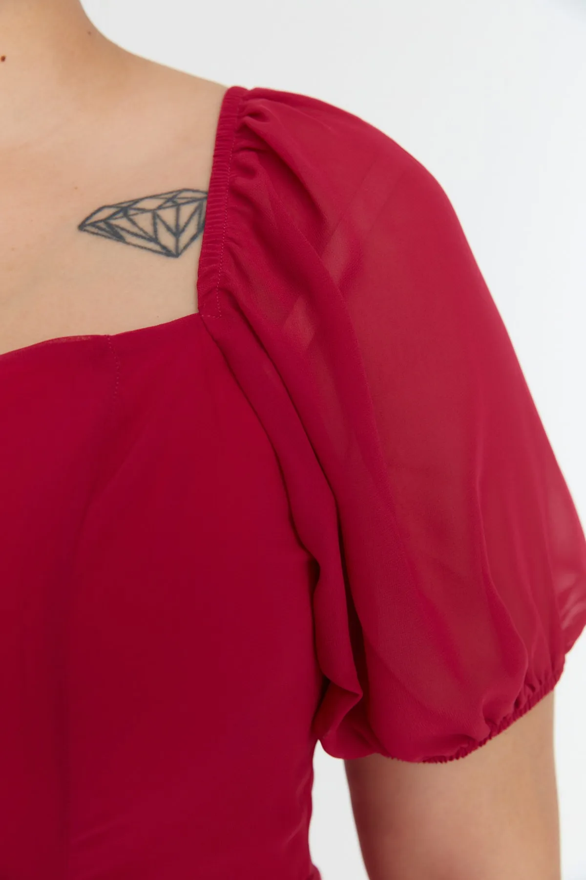Trendyol Curve  Fuchsia gewebtes Kleid mit Schlitz TBBSS22AH0012