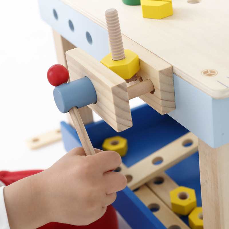 Établi de bricolage en bois avec ses outils Oxybul