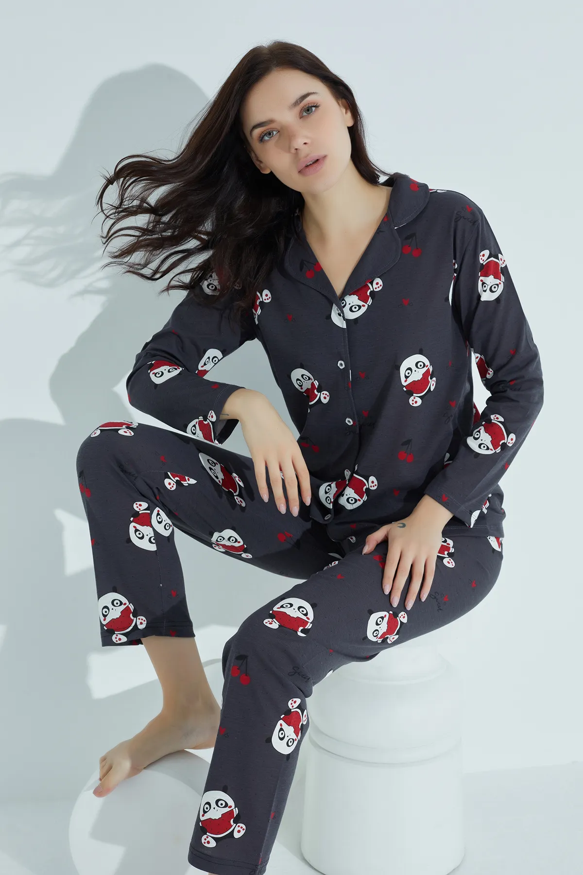 STRAWBERRY  Pyjama-Set aus Baumwolle mit Knöpfen