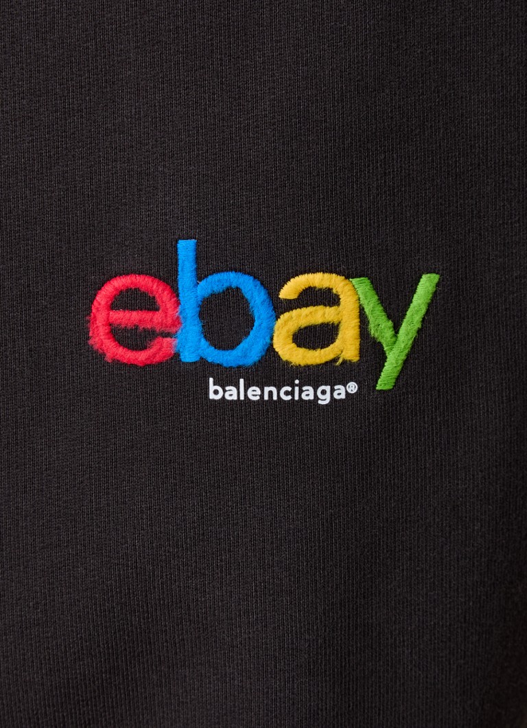 Balenciagan leveälestiset collegehousut, joissa logo ja sivutaskut