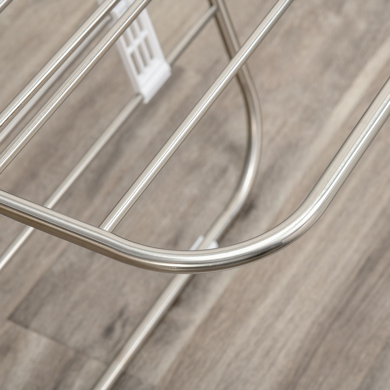 HOMCOM Wäscheständer faltbar 3-stufiger Flügelwäschetrockner Trockengestell Trockenständer Edelstahl Kunststoff Silber Weiß 138 x 60,5 x 112 cm