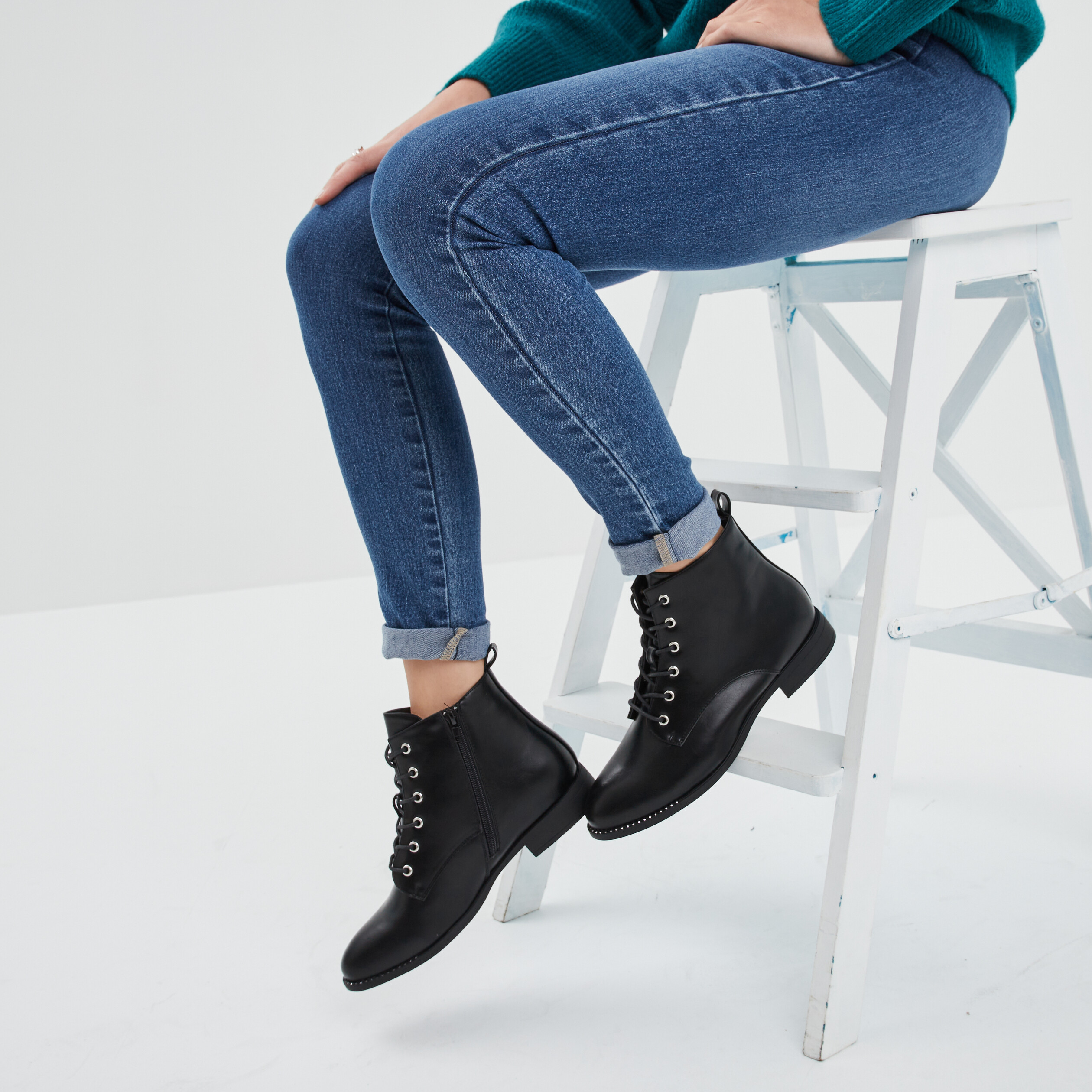 Bottines zippées à lacets noir femme | La Halle