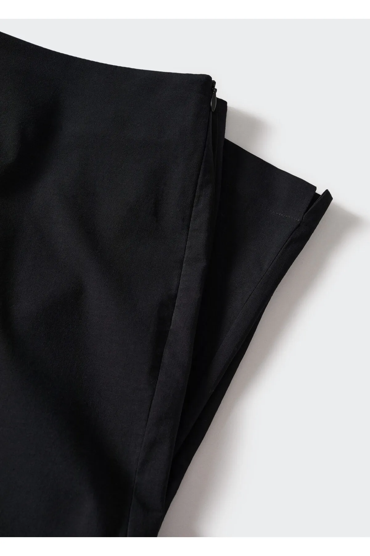 MANGO  Schwarze Damenhose 37061289