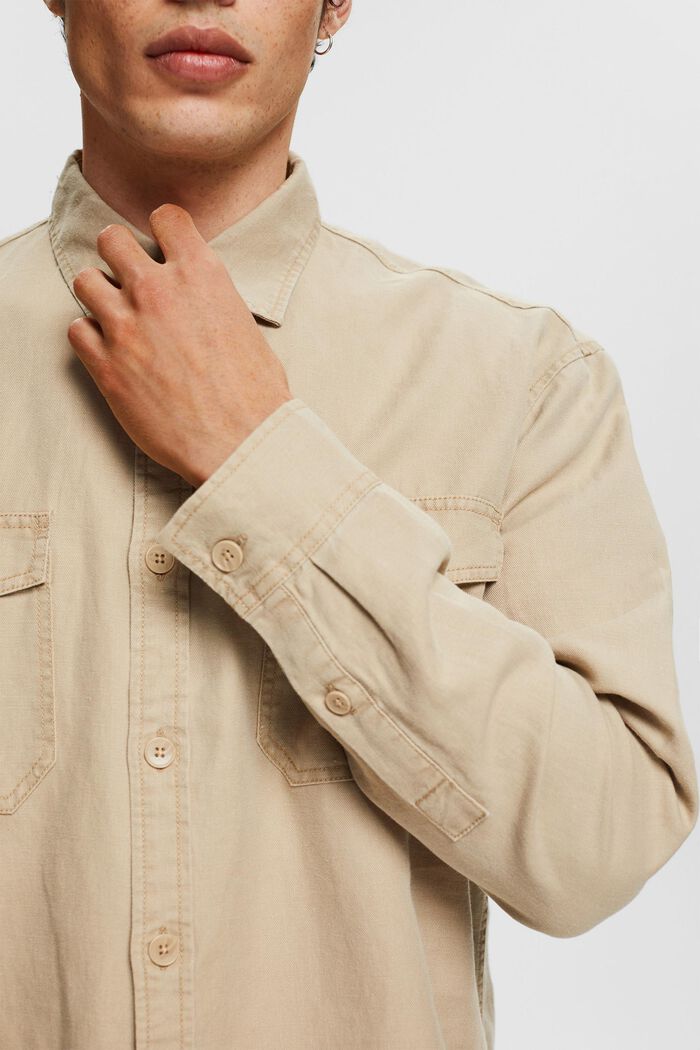 Aus Leinen-Mix: Oversize-Hemd