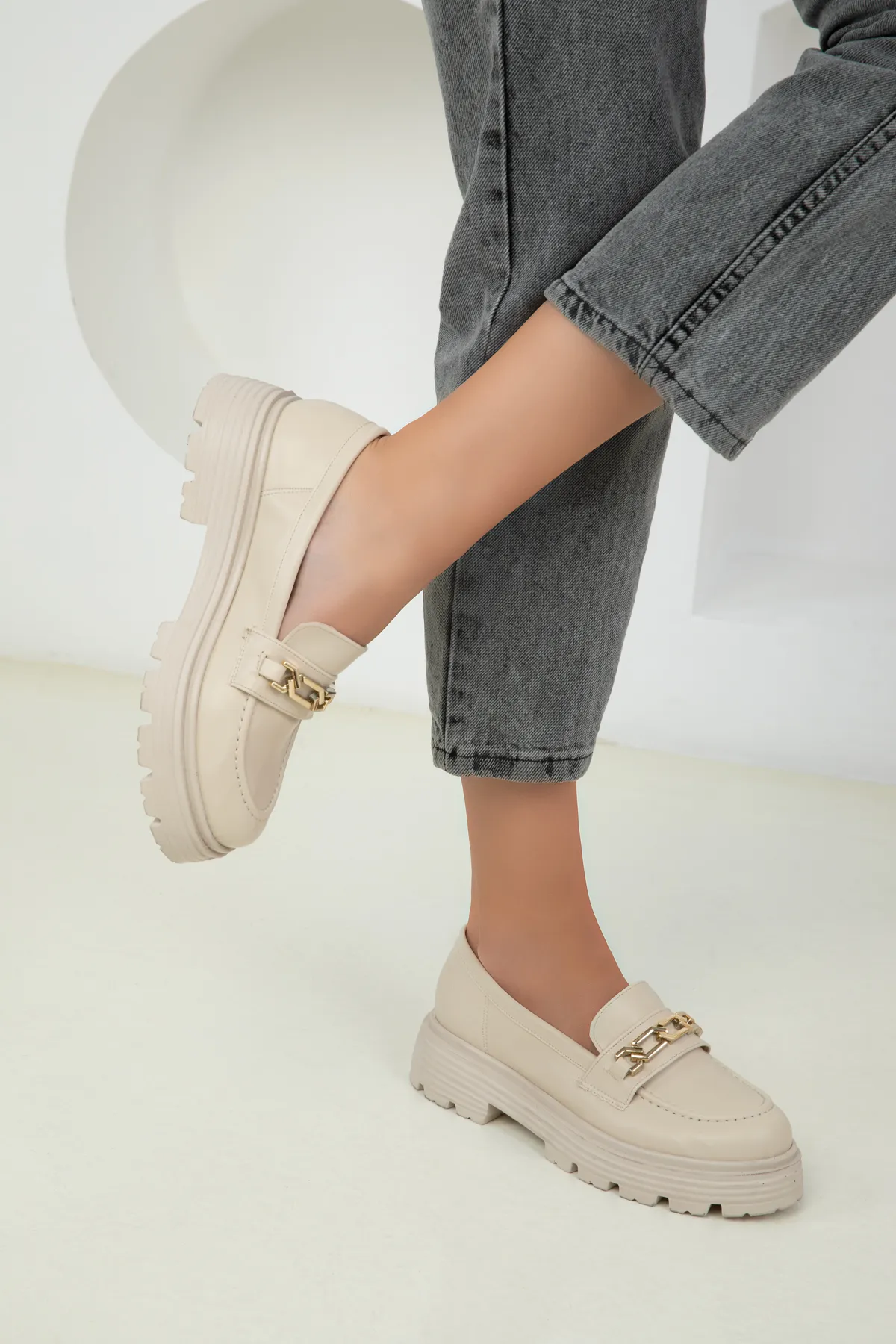 SOHO  Beige Freizeitschuhe für Damen 18442