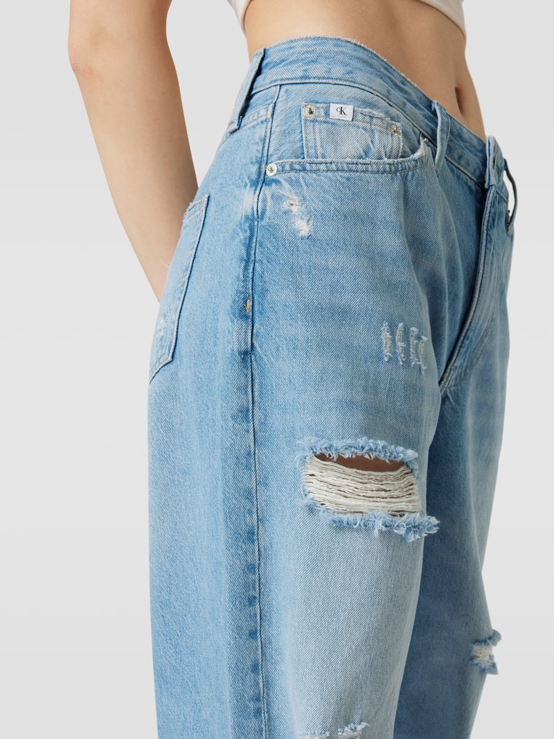 Jeans mit Label-Patch aus Leder in jeans