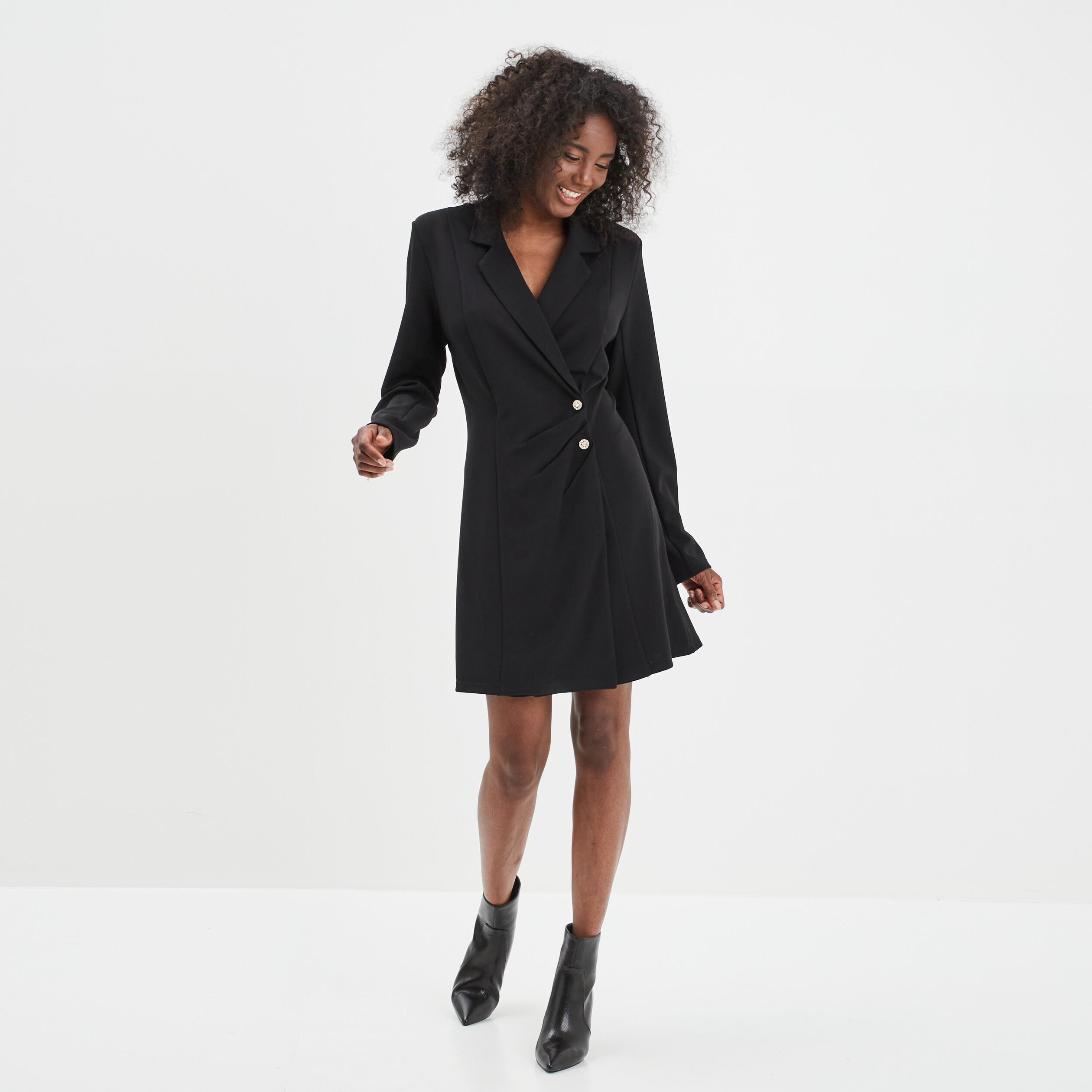 Robe courte blazer boutonnée Mosquitos noir femme | La Halle