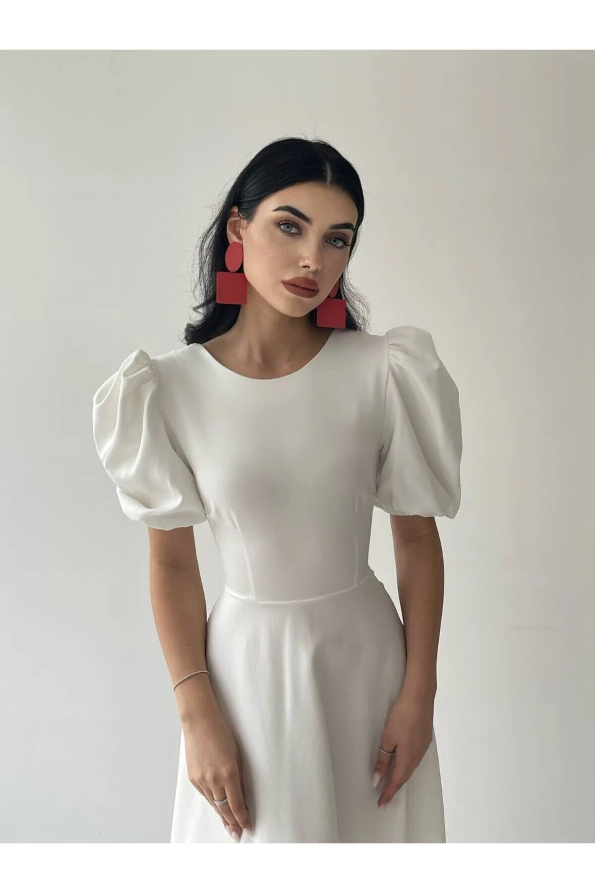 Afiş Butik  Weißer Rock mit Rundhalsausschnitt und Ballonärmeln, ausgestelltes Premium-Kleid in Midi-Länge