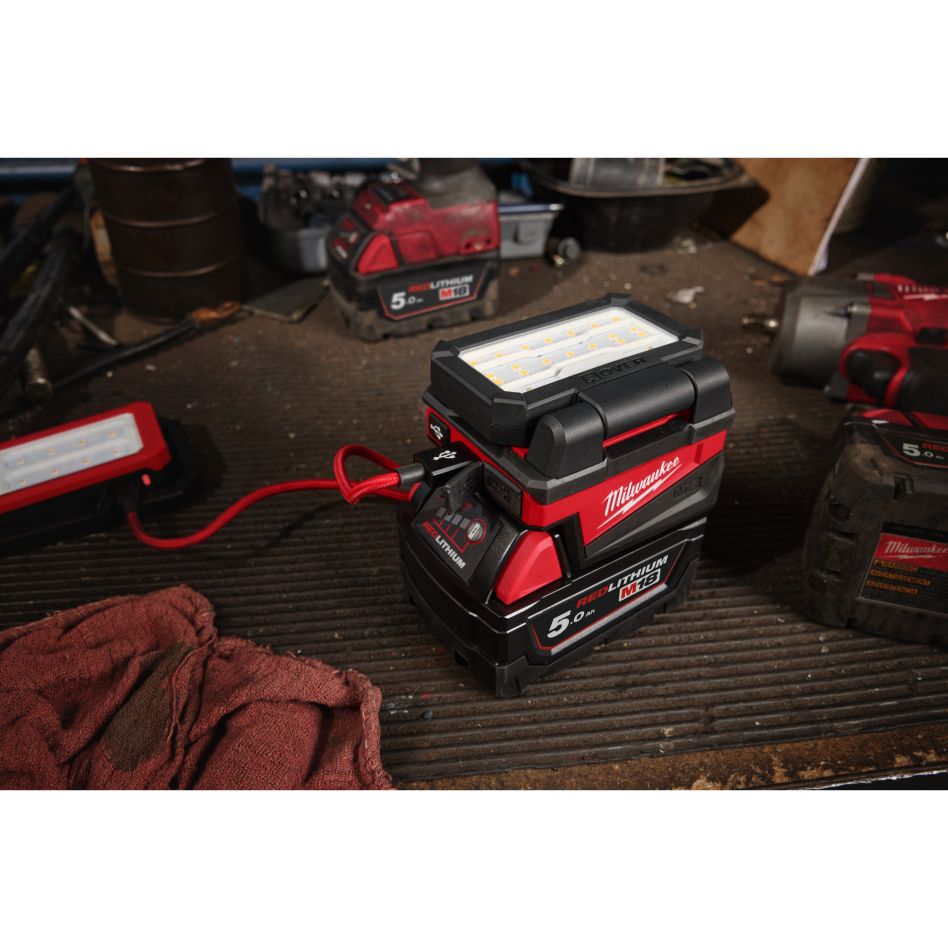 Milwaukee Tillbehör 4933498148 M18 ALIS-0 serviceområdeslampa 18 V exkl. batteri är en tjuv