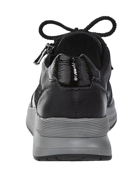 Schnürschuh