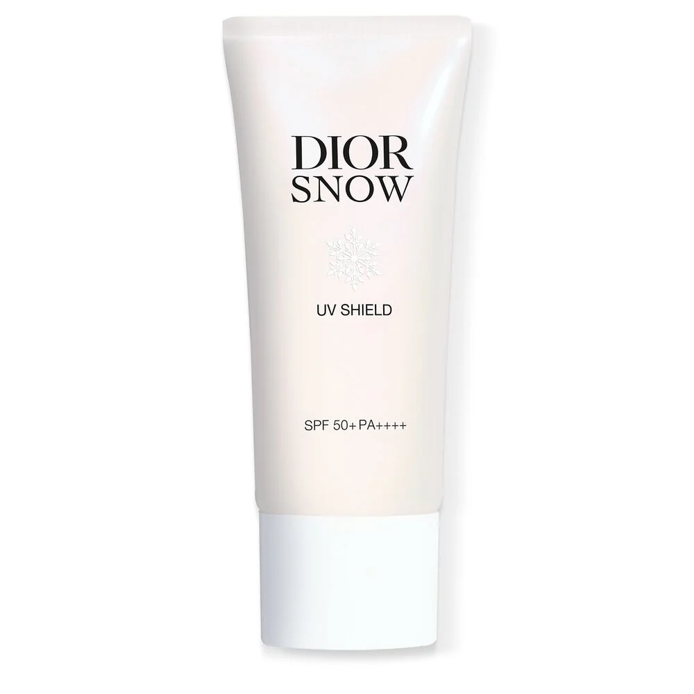 Tratamientos iluminadores y antiimperfecciones Diorsnow UV Shield: tratamientos protectores, crema de día antiimperfecciones, protector solar facial de alta protección.
