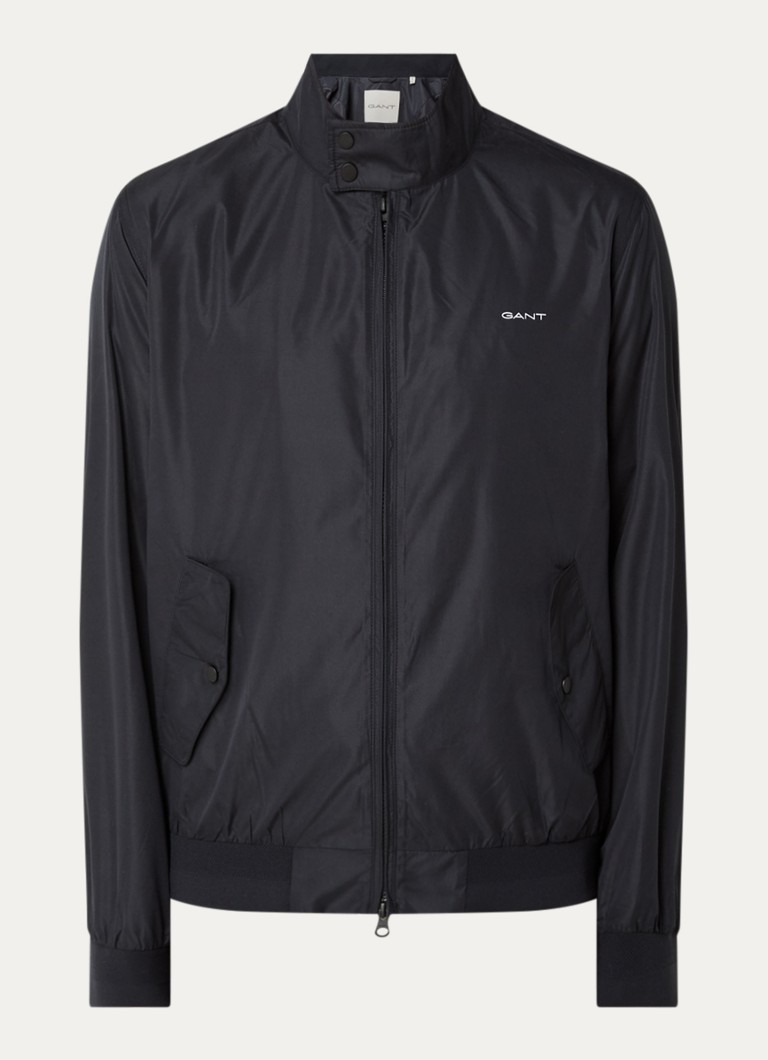 Vetrovka Gant Harrington z žepi in logotipom