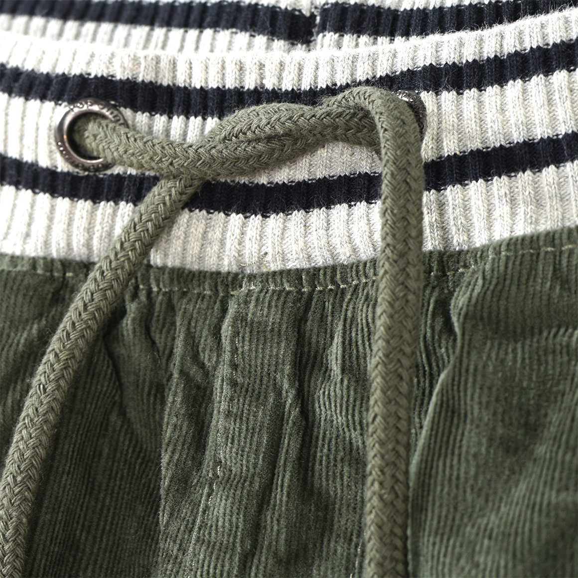 Jungen Thermo-Cordhose mit Tunnelzug