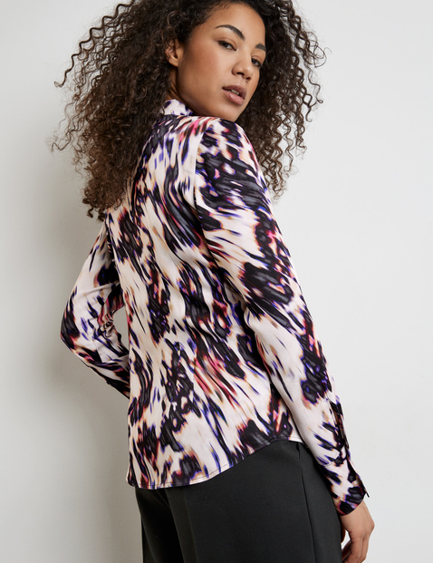 Feine Bluse mit Taillierung