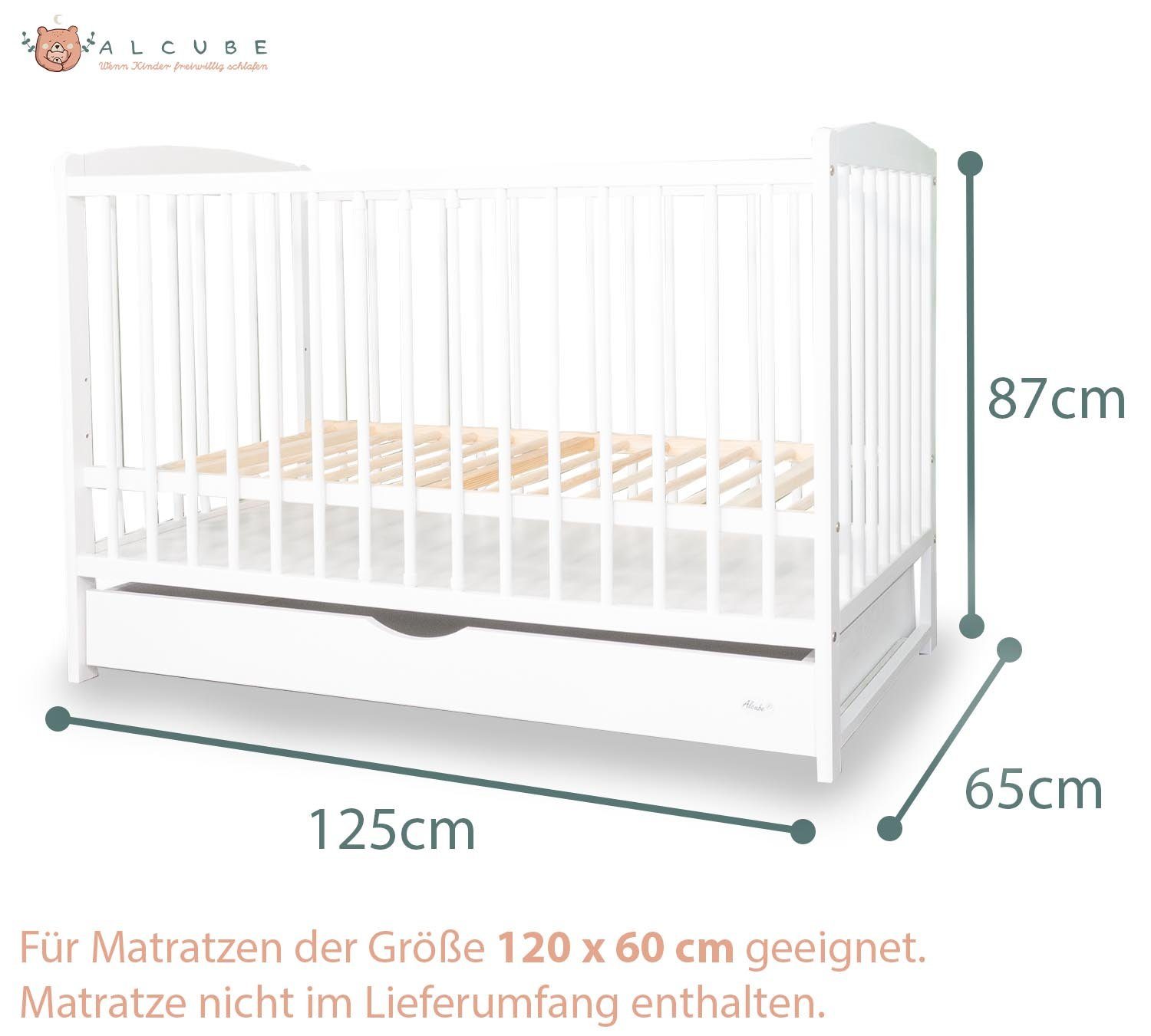 Alcube Babybett Emmi I Entdecken Sie unser Babybett - perfekt für Ihr Baby! BESTSELLER, 60x120 cm aus Kiefernholz inkl. Lattenrost und Rausfallschutz