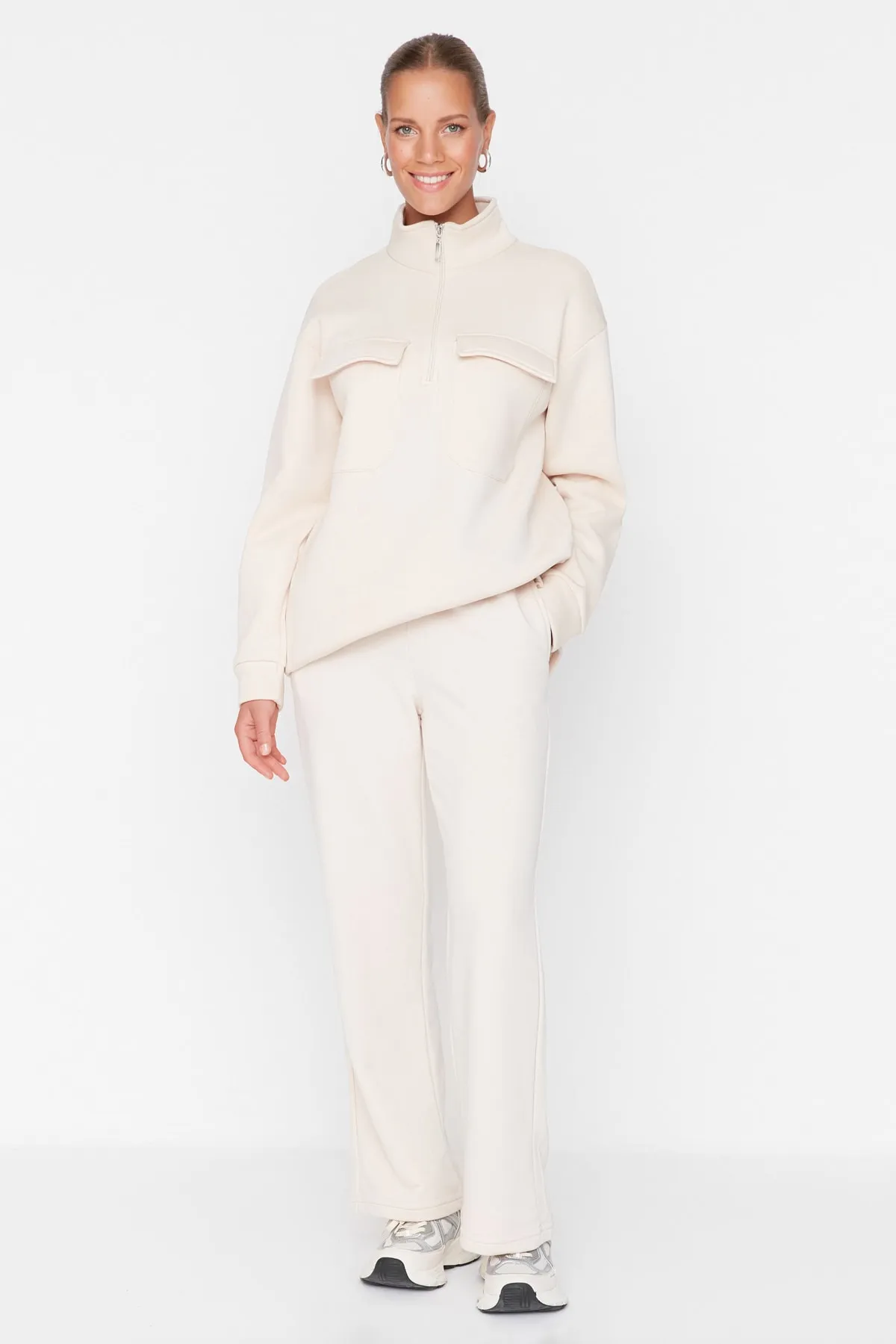 Trendyol Modest  Ecru Basic Dick gestrickte Jogginghose TCTAW23EI00003