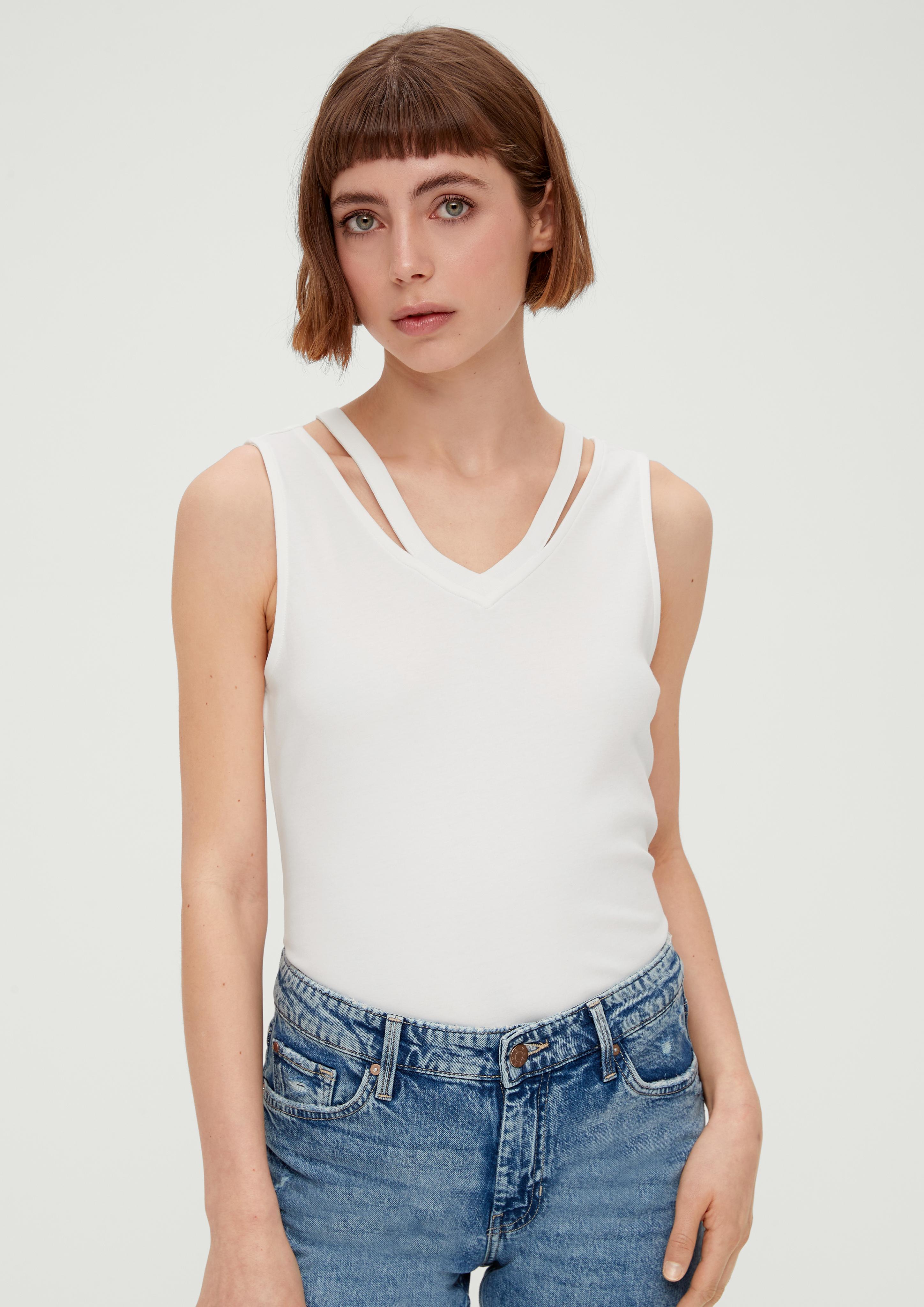 Top mit Cut Outs  2132211-0210
