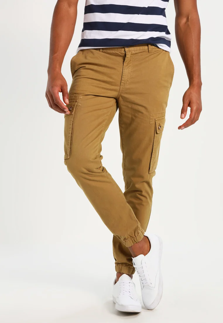 Pantalones cargo Pier One