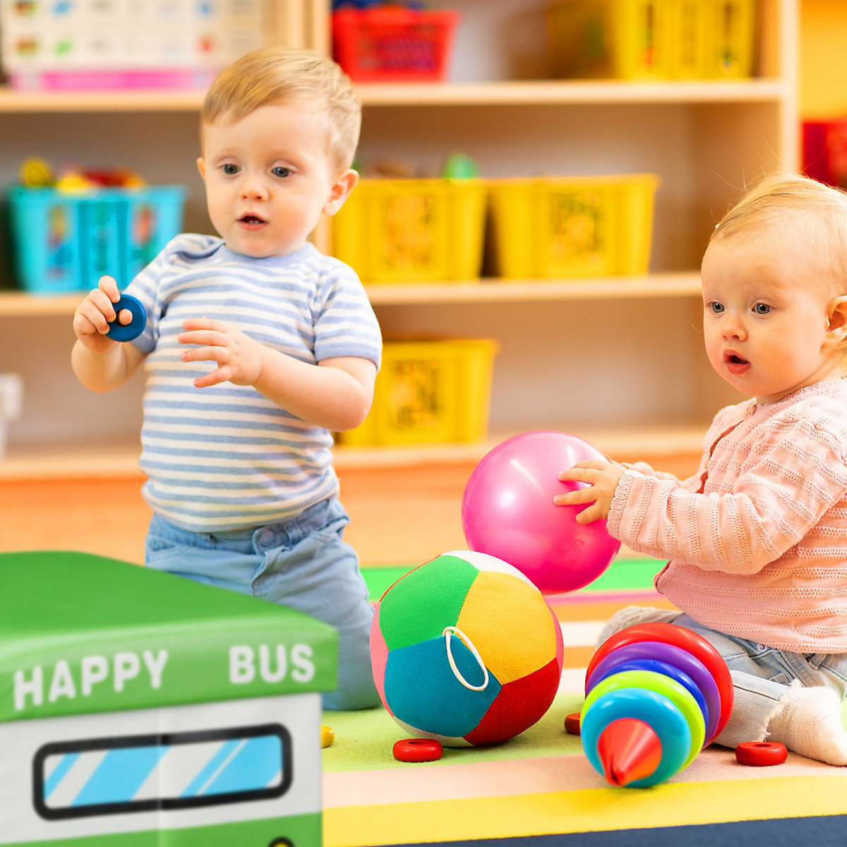 Faltbare Spielzeugkiste mit Stauraum