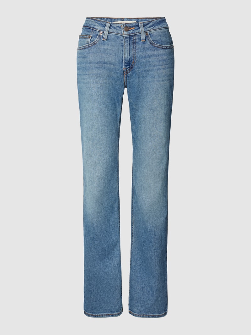 Jeans mit Label-Patch in blau