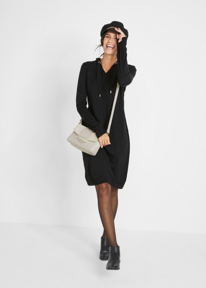 Strickkleid mit Kapuze