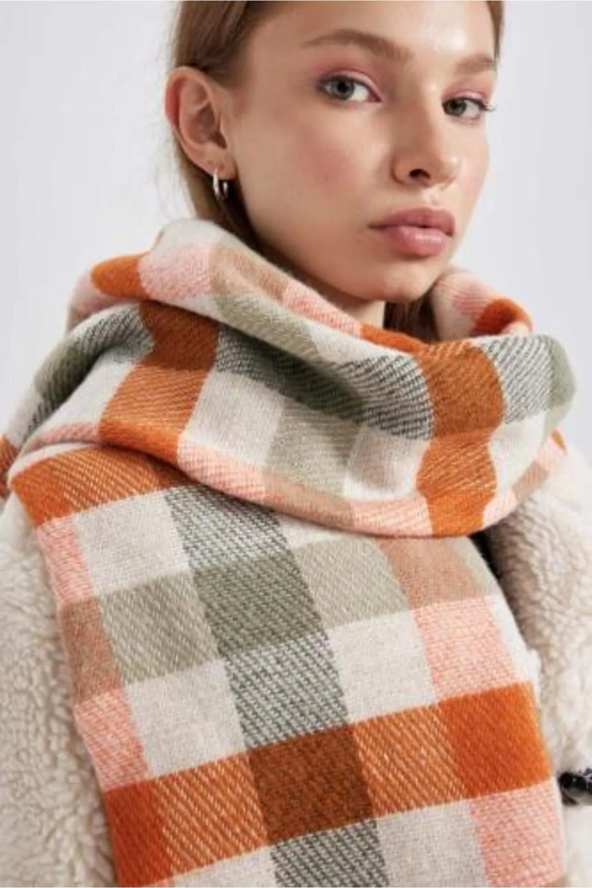 DeFacto  Damen Strickschal A6608ax23wn