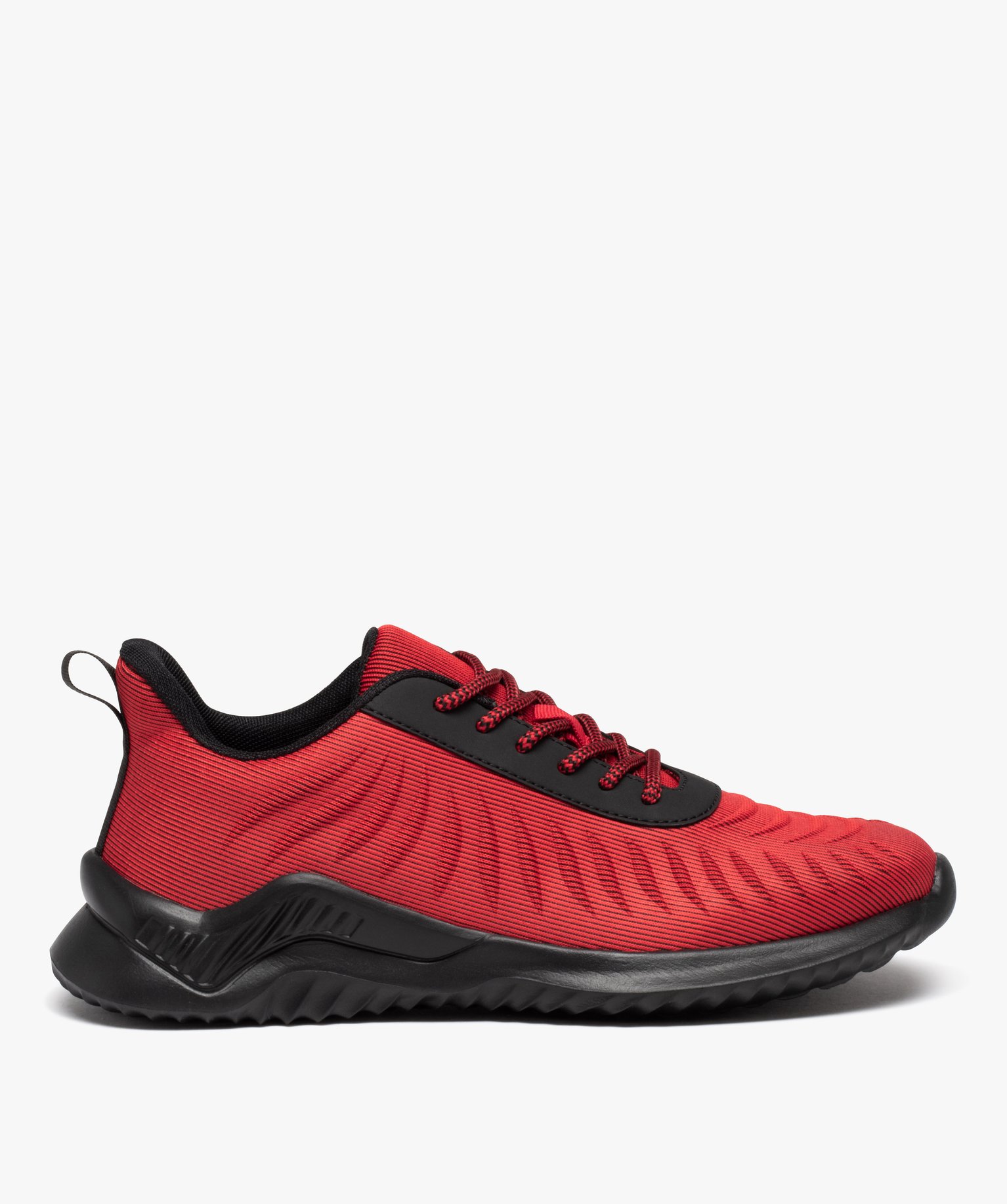 Baskets homme en mesh avec motifs en relief rouge | GEMO