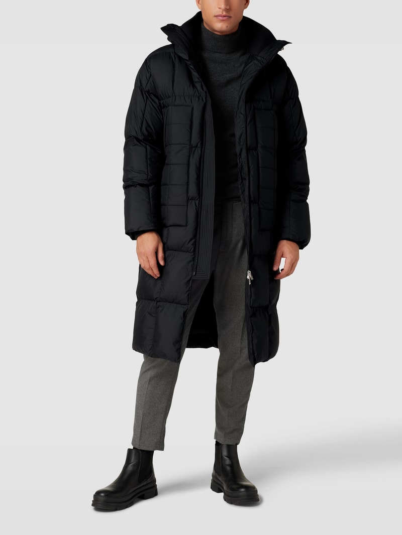 Steppmantel mit Kapuze Modell 'Kennison' in schwarz