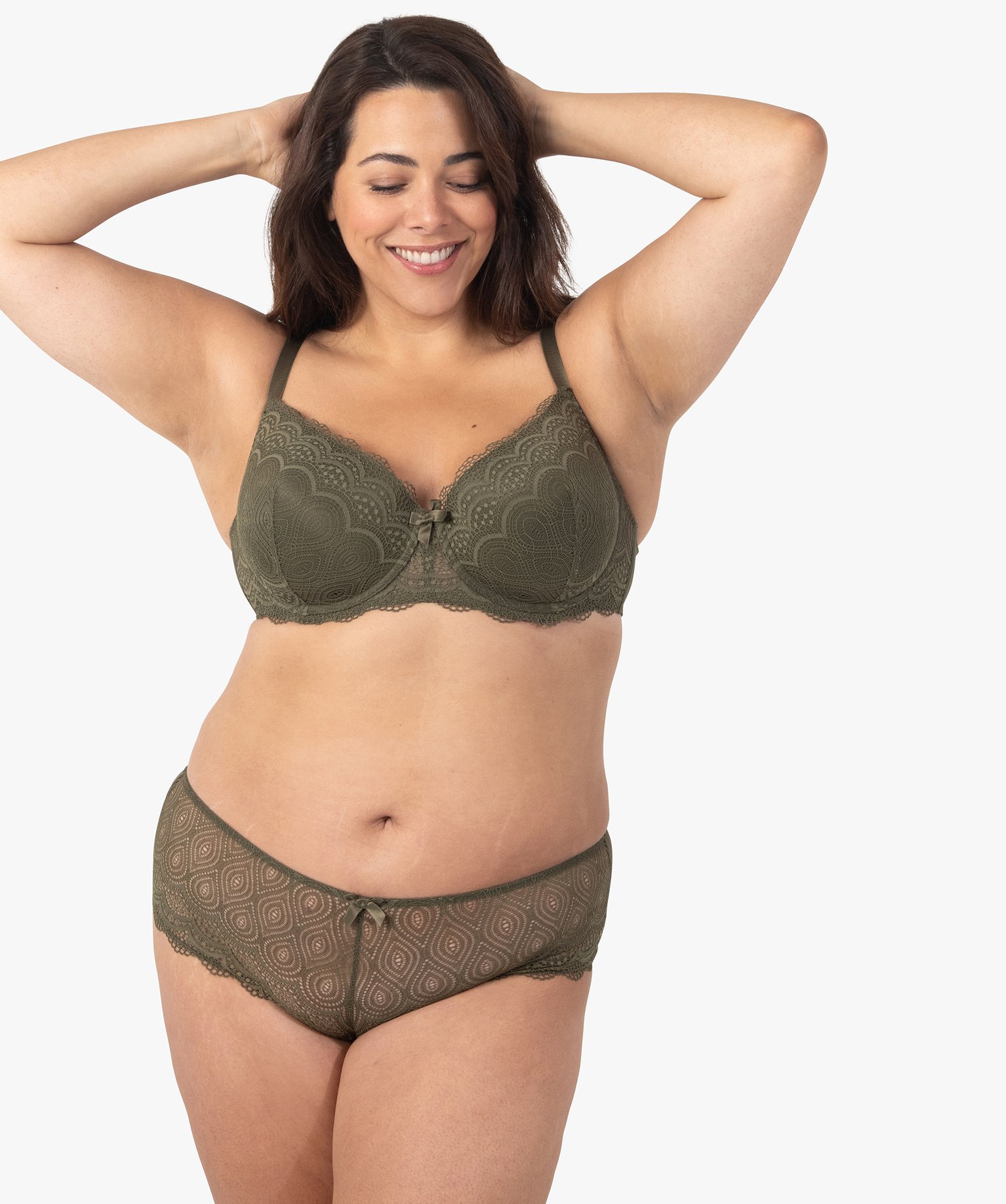 Soutien-gorge grande taille à armatures et coques fines kaki | GEMO