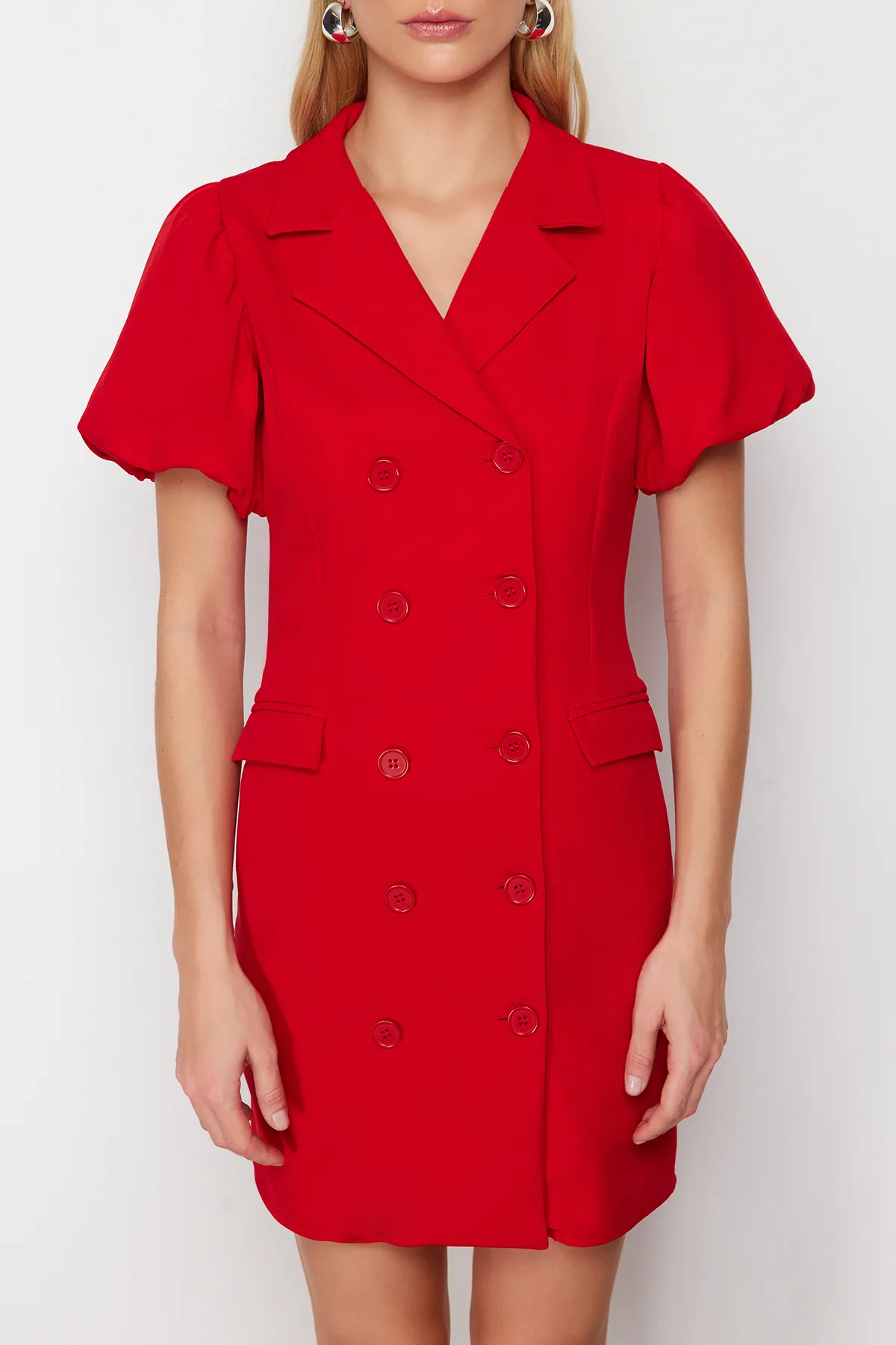 Trendyol Collection  Rotes, gewebtes Minikleid mit Ballonärmeln und Jackendetail TWOSS24EL00641