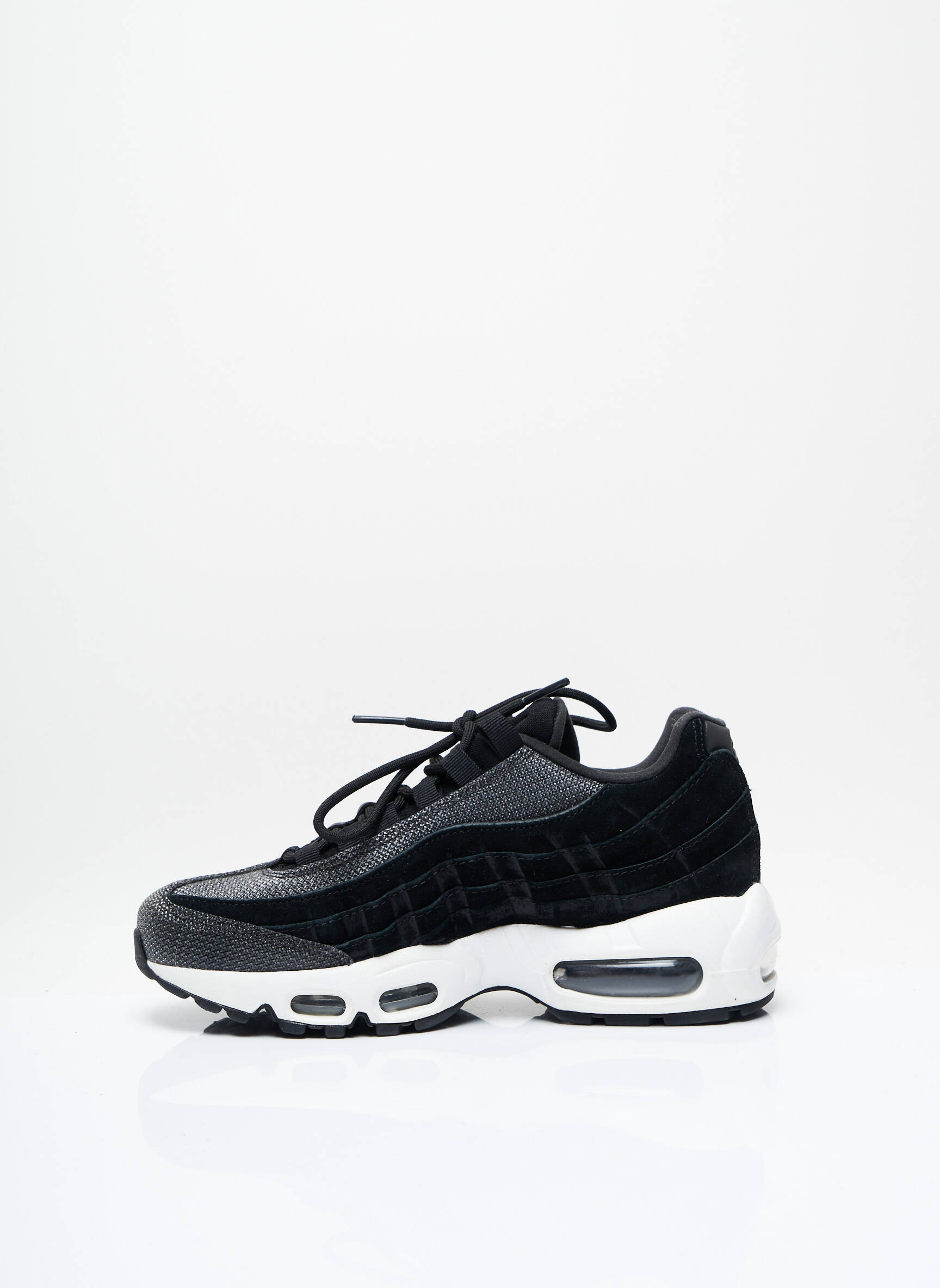 Nike Baskets Femme couleur noir