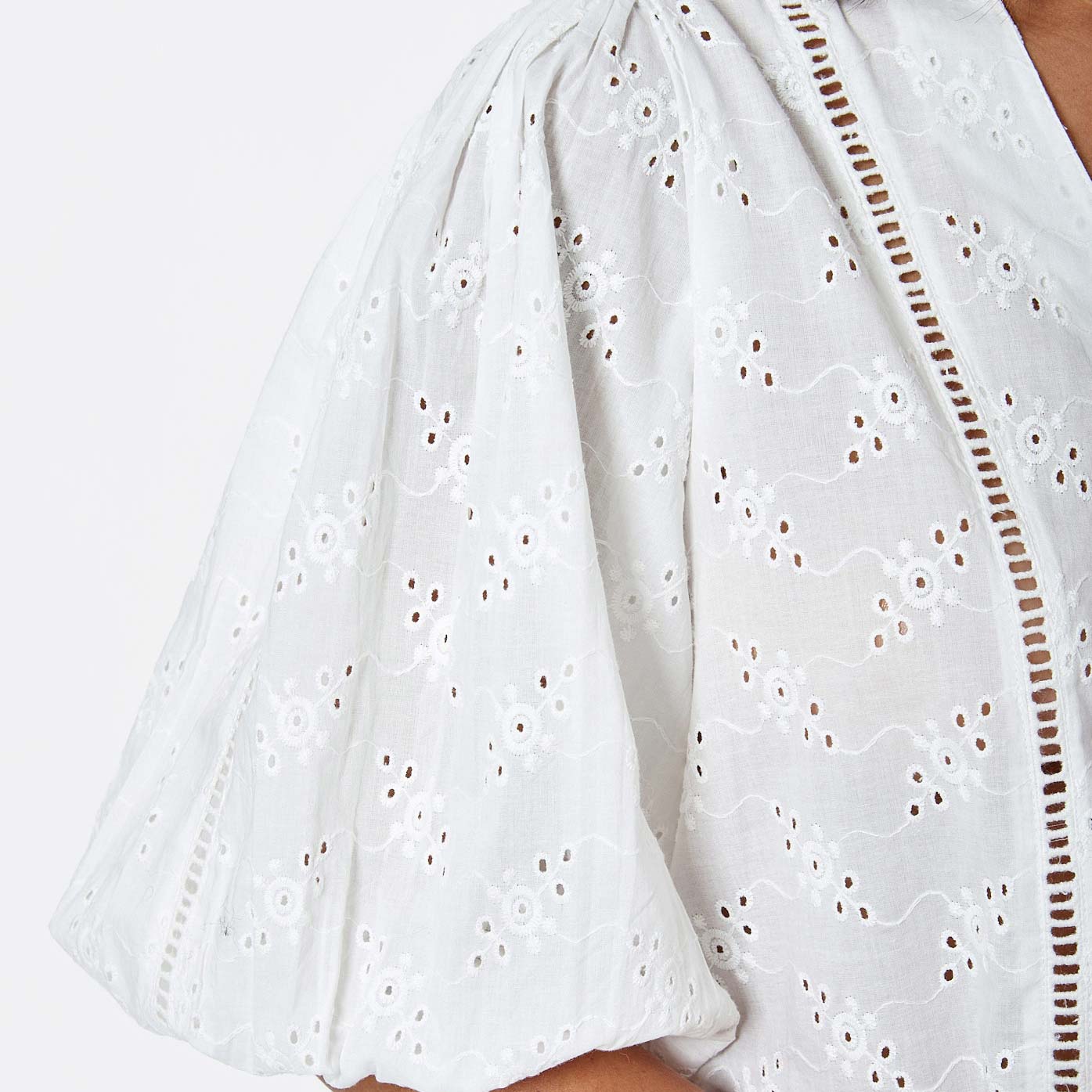 NEW    Blouse légère blanche Femme
