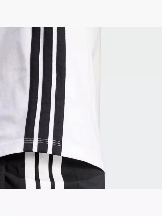 adidas Essentials 3-Streifen Cotton T-Shirt