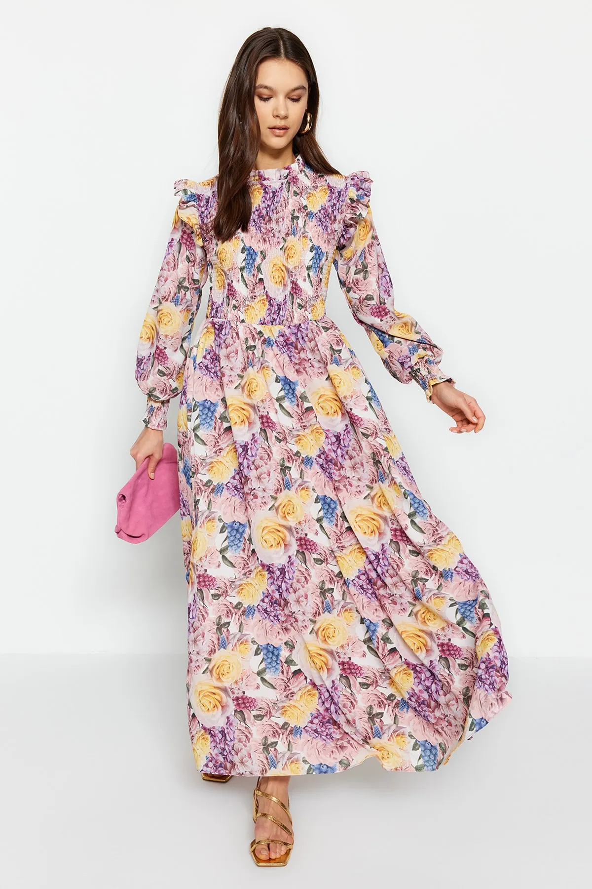 Trendyol Modest  Mehrfarbiges, gewebtes Kleid aus Chiffon mit Gipe und Rüschendetail, gefüttert mit TCTSS23EB00142
