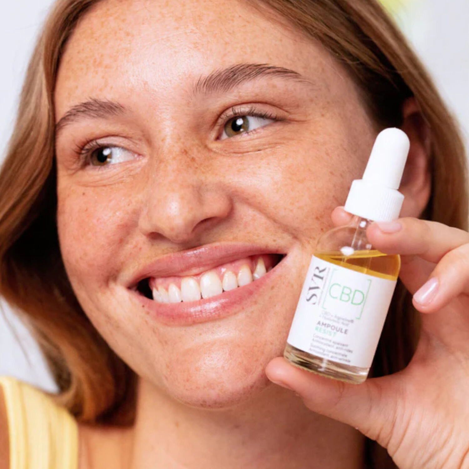 SVR Ampoule Resist [CBD] Le bi-sérum apaisant, antioxydant et anti-rides