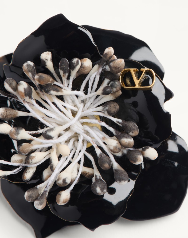 Valentino Fleur Lumineuse broche i metal, emalje og stof