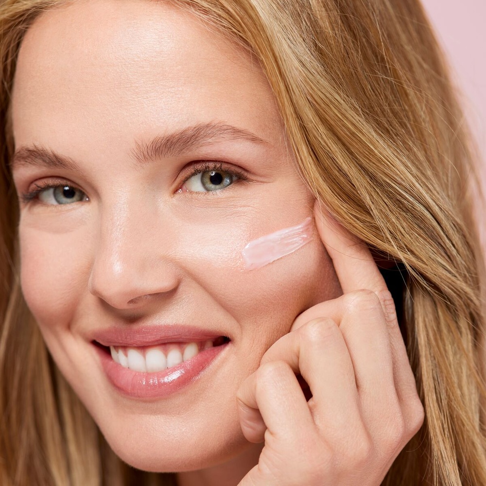 isdin Hyaluronic Moisture Peaux sensibles Crème de jour hydratante à l'acide hyaluronique Peaux Sensibles