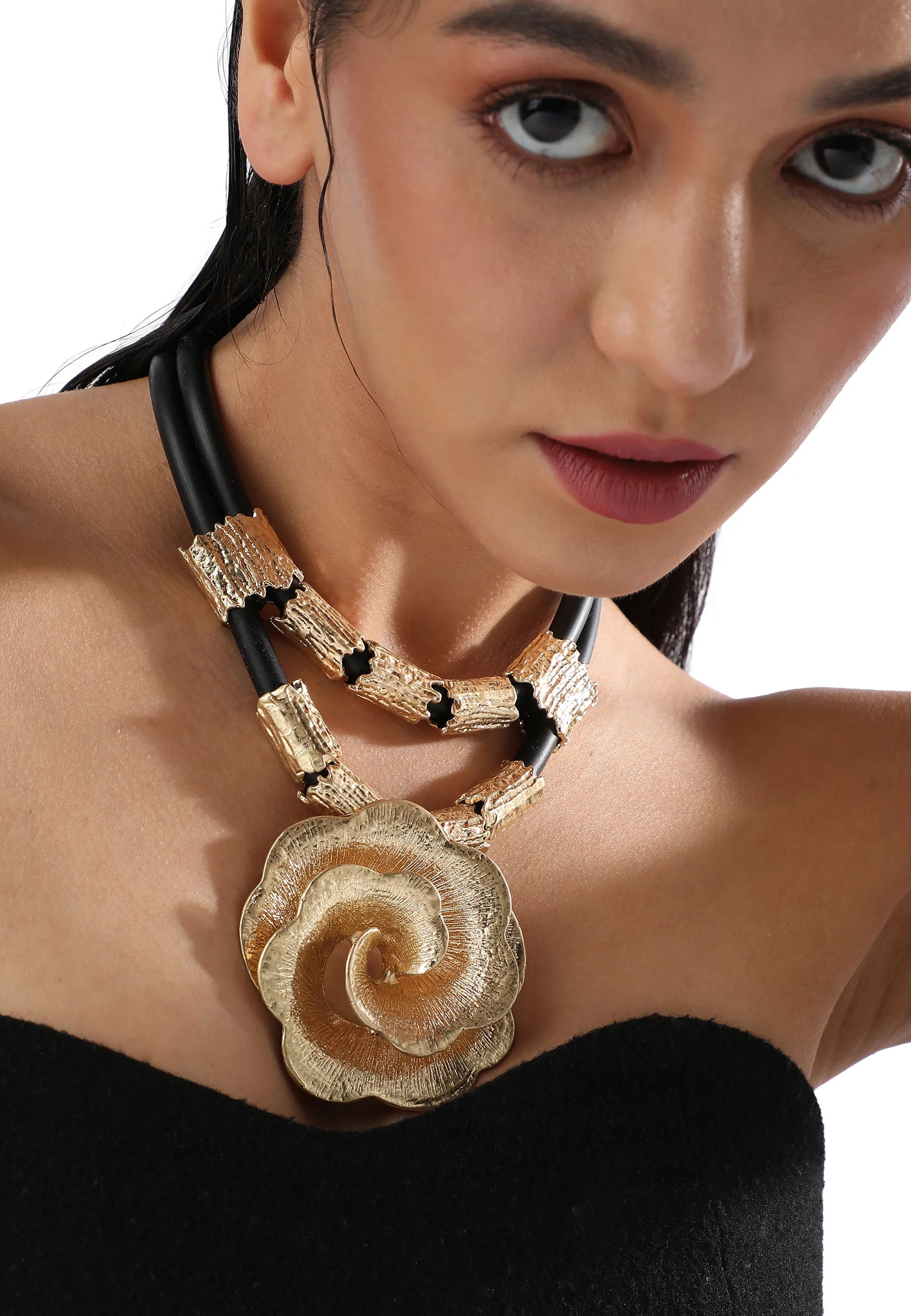 SOHI STATEMENT SHILPI - Collar