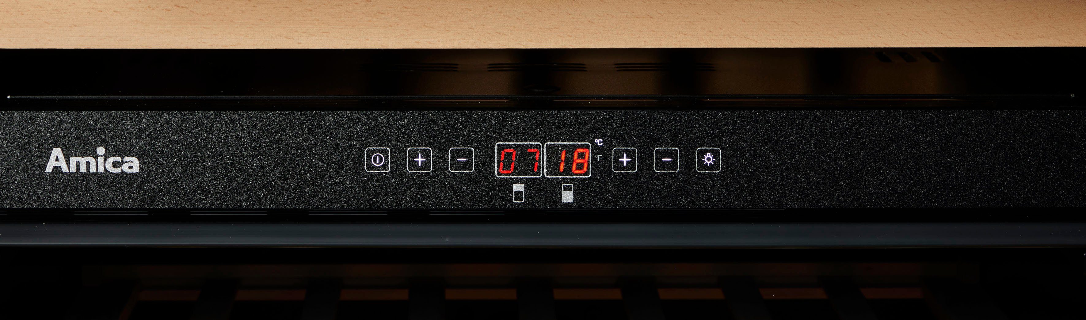 Amica Weinkühlschrank WK 348 100 S,für 117 Standardflaschen á 0,75l, Standkühlschrank